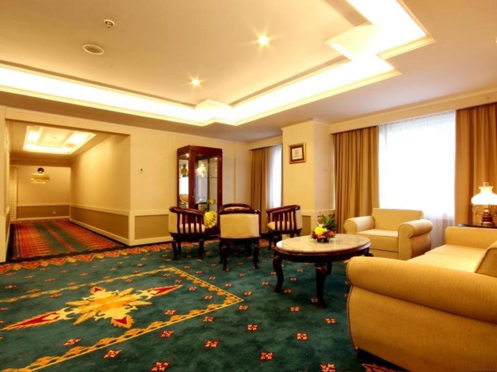 Kartika Chandra Hotel Jakarta Eksteriør billede