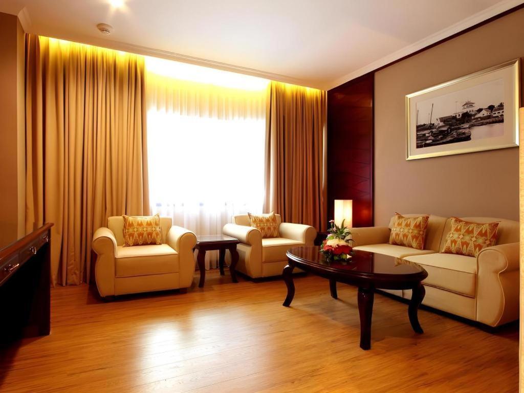 Kartika Chandra Hotel Jakarta Eksteriør billede