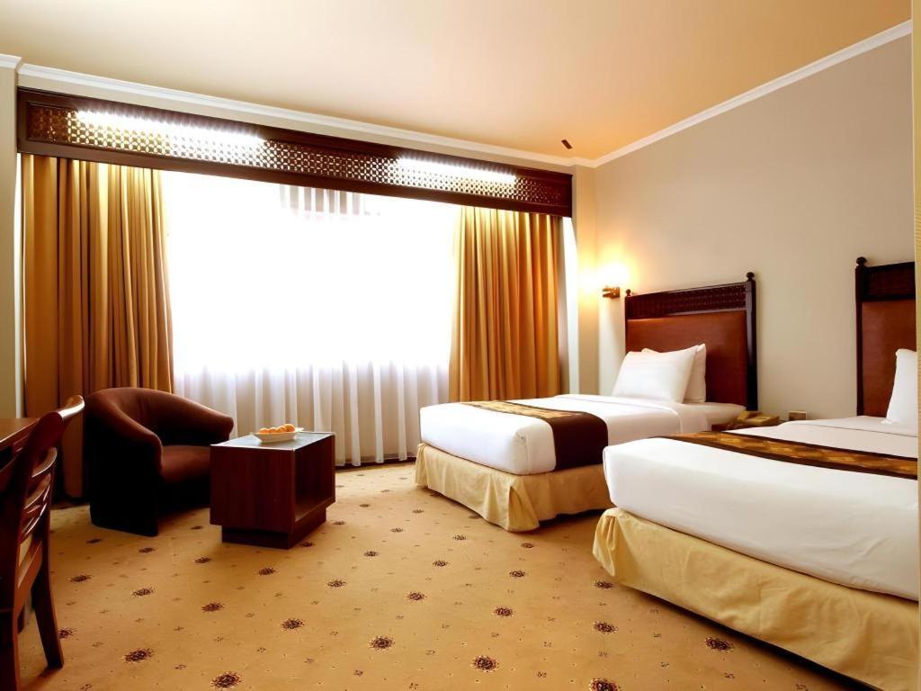 Kartika Chandra Hotel Jakarta Eksteriør billede