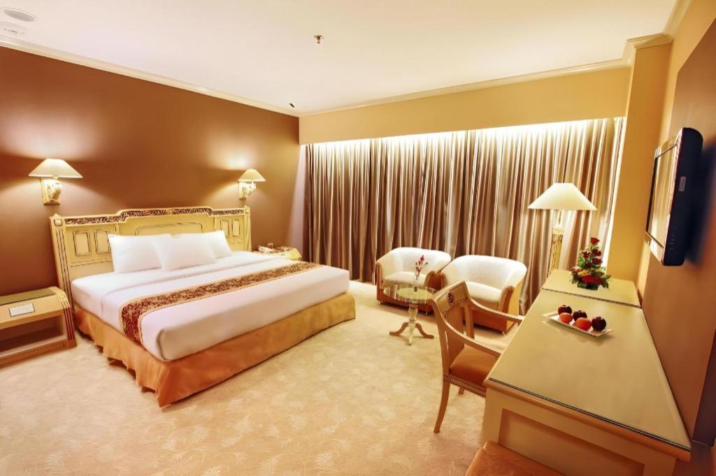 Kartika Chandra Hotel Jakarta Eksteriør billede